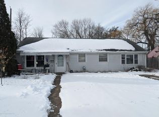 1015 Eastfield Rd, Lansing, MI 48917