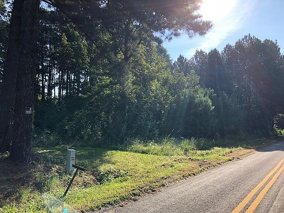 5th image of 2200 Skippers Rd