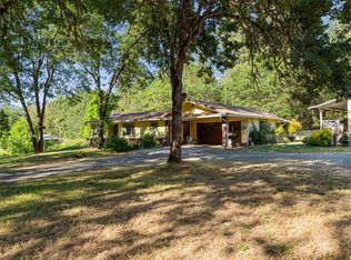 7591 Monument Dr, Grants Pass, OR 97526