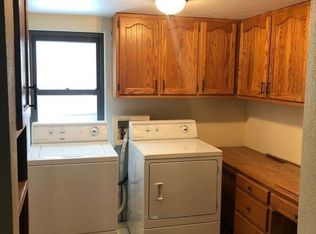 715 S Walnut St, Urbana, IL 61801