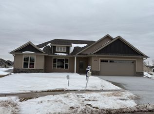 N9316 Gemstone Ct, Appleton, WI 54915