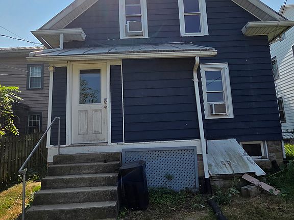 2nd image of 518 Green St