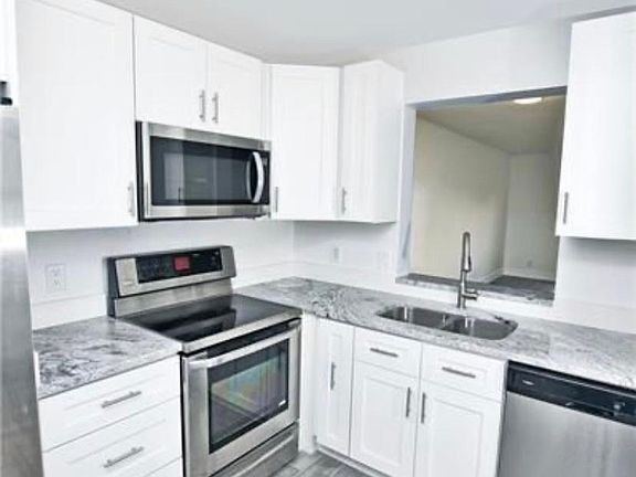 3rd image of 8550 N Sherman Cir APT 301