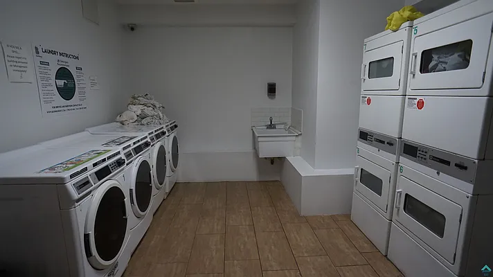 Rented by EXR | media 12