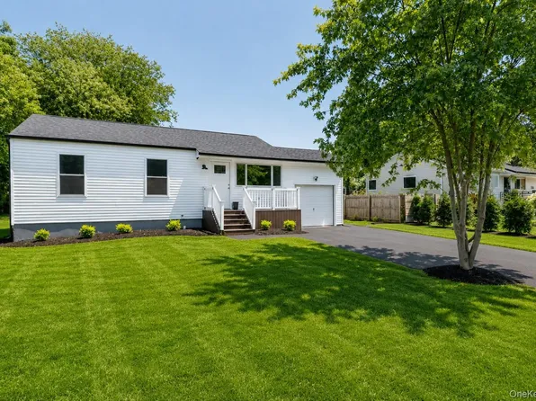 743 Hoffman Avenue, Bellport, NY 11713