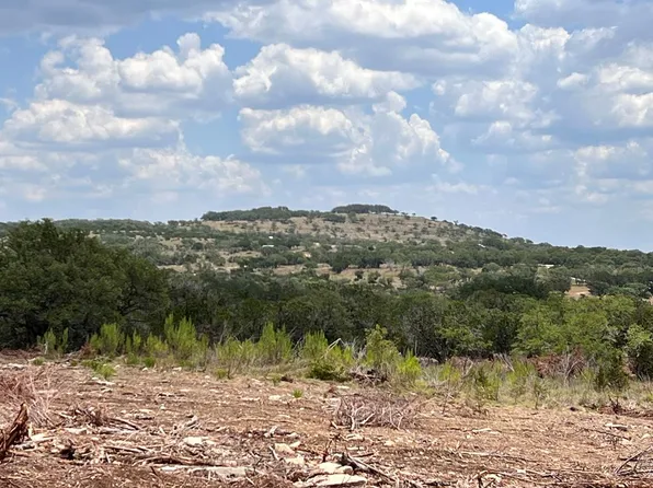 1505 Red Rock Rd, Blanco, TX 78606