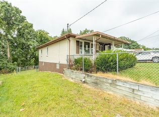 406 Violet Dr, New Kensington, PA