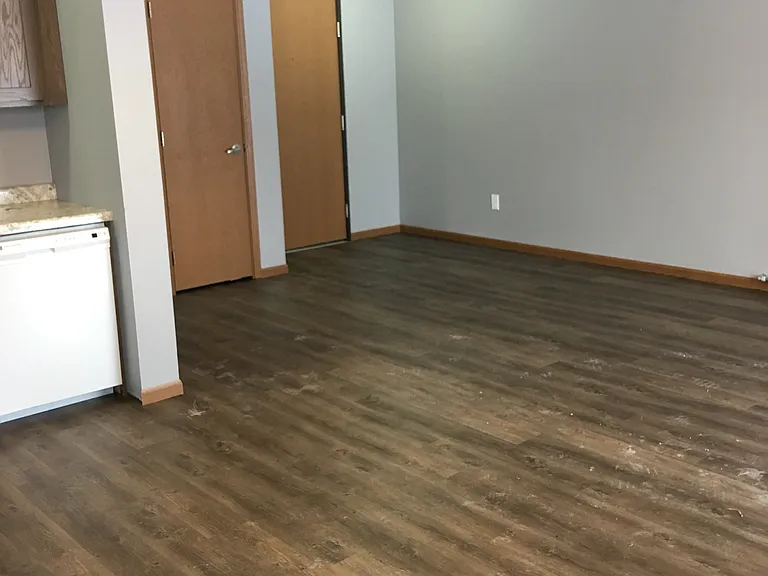 Scandia Woods Apartments — Photo 7