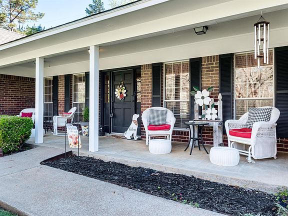 5th image of 312 Southhill Rd