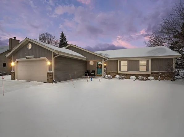 W152N7433 Westwood DRIVE, Menomonee Falls, WI 53051