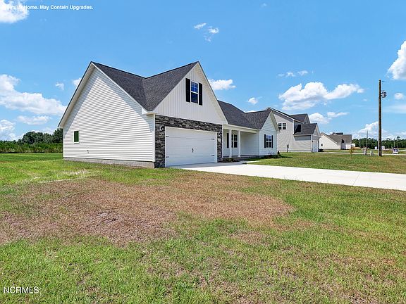 3rd image of 137 Woodford Drive