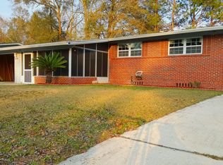 1119 Skye Dr E, Jacksonville, FL 32221