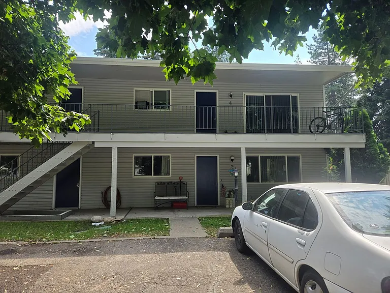 Crenshaw Apartments — Photo 10
