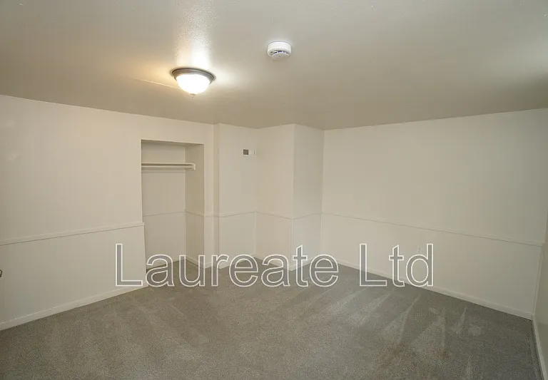 1110 Dexter St — Photo 15