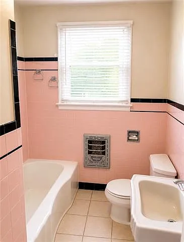 2 bed, 1.0 bath, 850 sqft, $1,200 — Photo 2