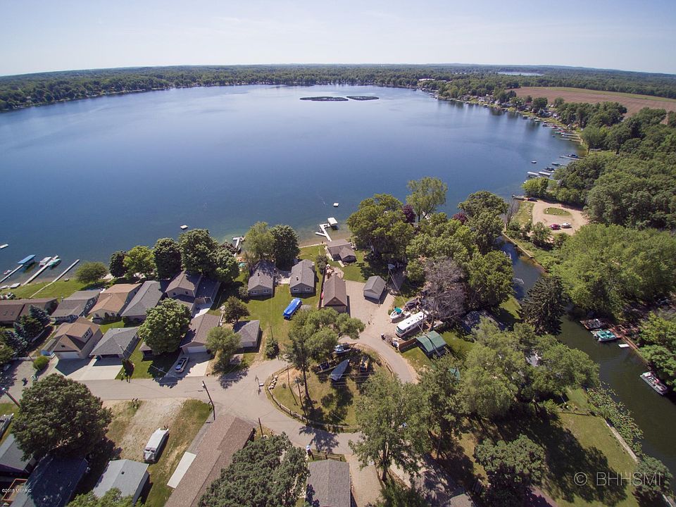 92860 Gravel Lake Dr, Lawton, MI 49065 Zillow
