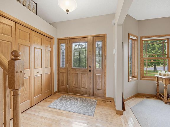 4th image of 1124 Garden Brook Dr