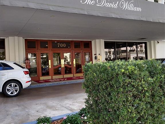 2nd image of 700 Biltmore Way APT 216
