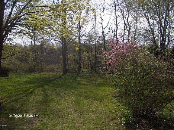 4th image of 6455 N Shore Dr