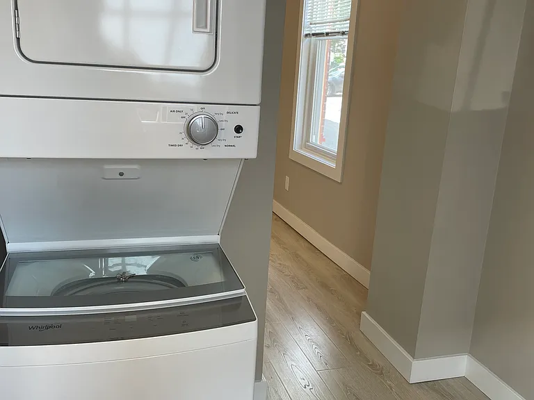 145 Dupont St #1 — Photo 20