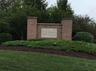1402 Elizabeth Ct, Coraopolis, PA 15108