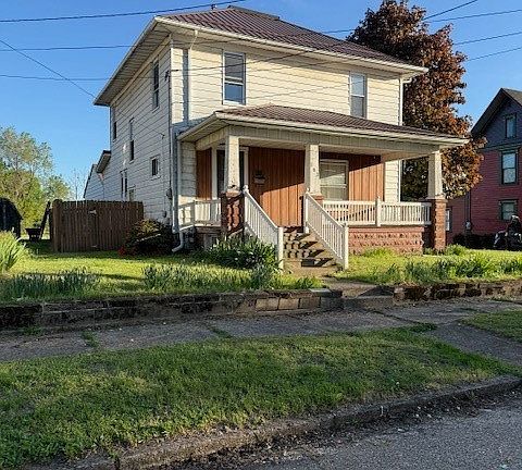 2nd image of 161 W Church St