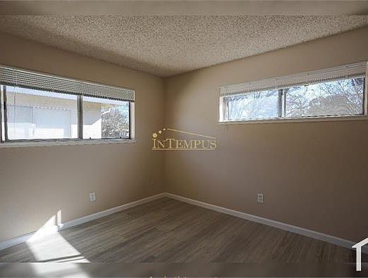 4th image of 1401 Lexington Dr APT 3