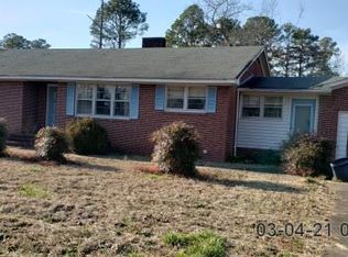 2001 N Berkeley Blvd, Goldsboro, NC 27534