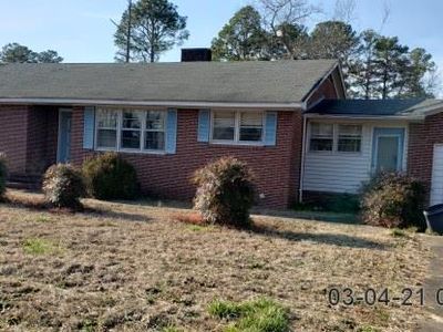2001 N Berkeley Blvd, Goldsboro, NC, 27534