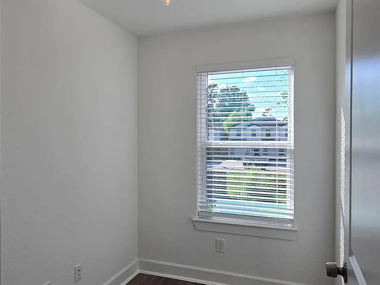 16710 Timberglen — Photo 23
