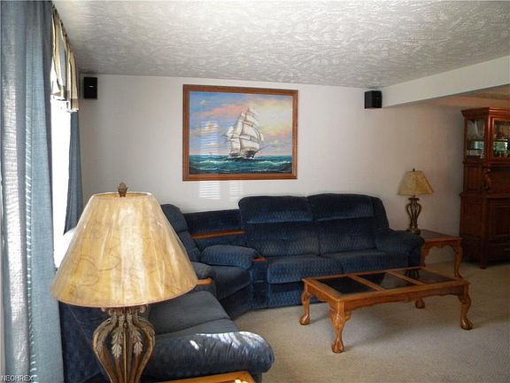 2nd image of 575 Trailwood Dr