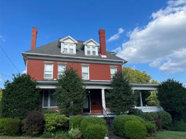 44 Stockton Ave, Uniontown, PA 15401