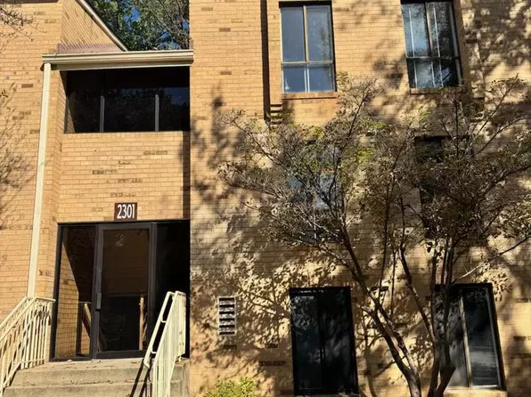 2301 Freetown Ct Unit 12C, Reston, VA 20191