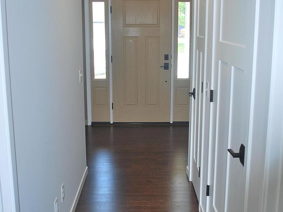 4th image of 6441 Westchester St