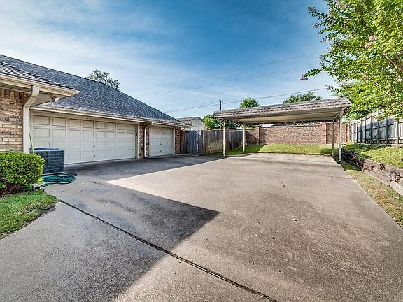 3rd image of 1320 Green Hills Ct