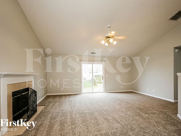 3rd image of 6429 Blakeview Dr