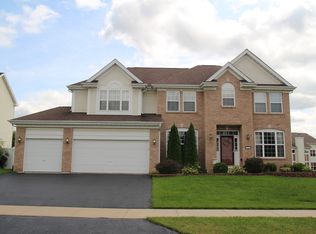 12324 Kings Point Dr, Loves Park, IL 61111