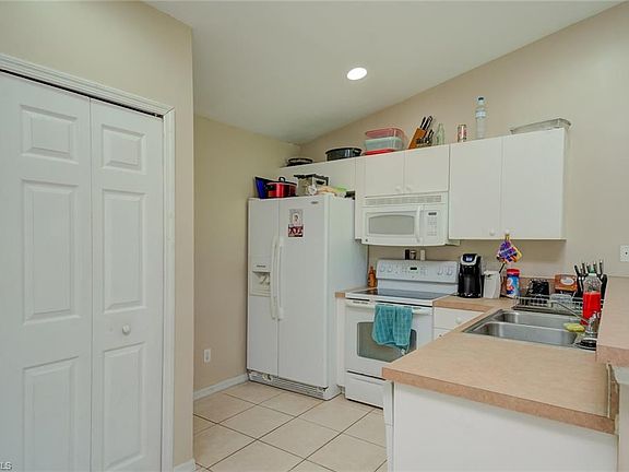 5th image of 313 Ichabod Ave S