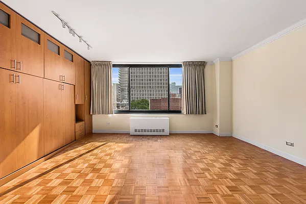 Rented by Compass | media 6