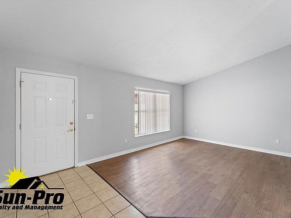 2nd image of 3778 Grove View Ln