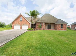 242 W 40th St, Cut Off, LA 70345