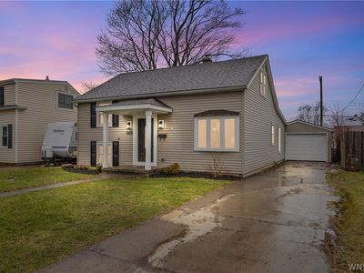 5032 Morgan Pkwy, Hamburg, NY, 14075