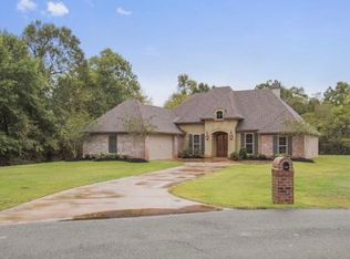 536 Le Bayou Rd, Alexandria, LA 71303