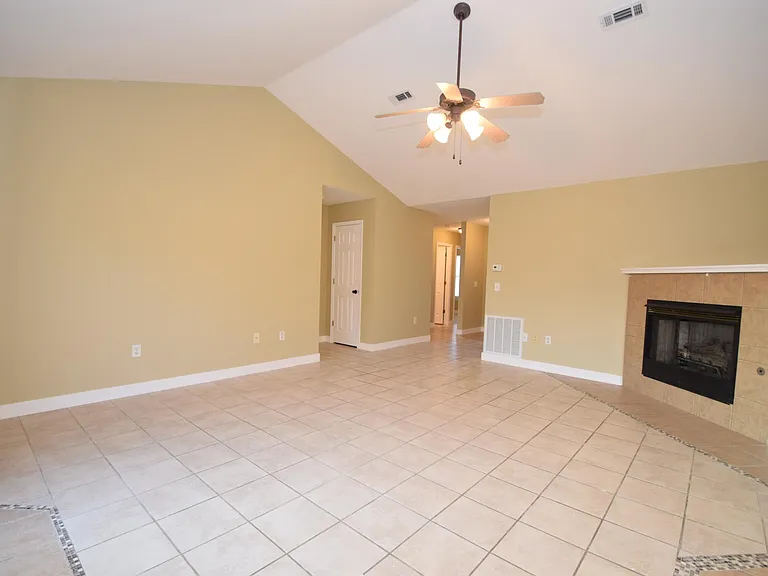 2305 SW Choctaw St — Photo 13