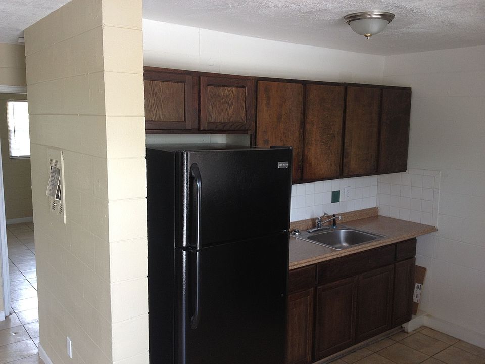 1st image of 1404 S Deleon Ave APT 26