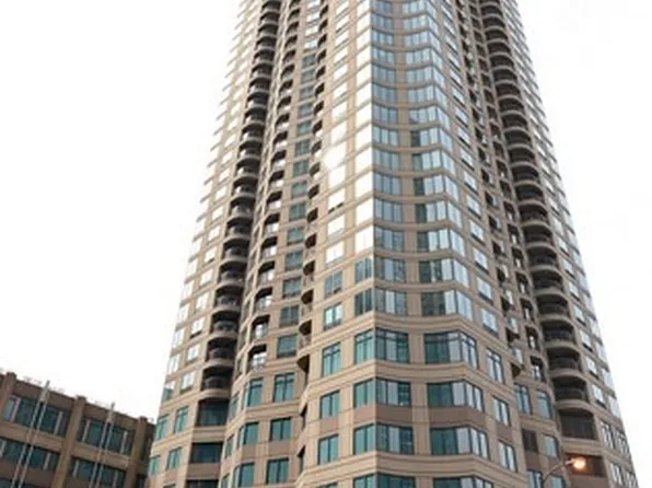 400 N La Salle St #1609, Chicago, IL 60605