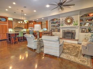 22 Marine Cir, Hattiesburg, MS 39402