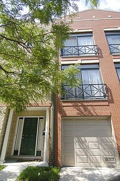 1st image of 418 W Blackhawk St