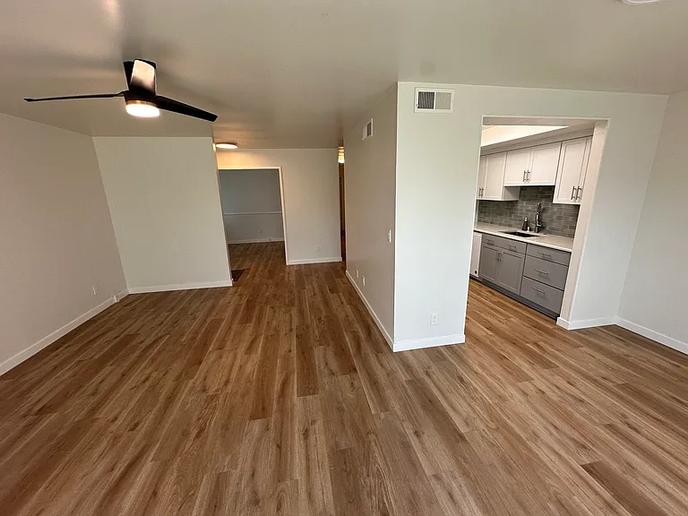 383 Cannon Green Dr #A — Photo 4