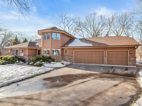 11010 40th Pl N, Plymouth, MN 55441